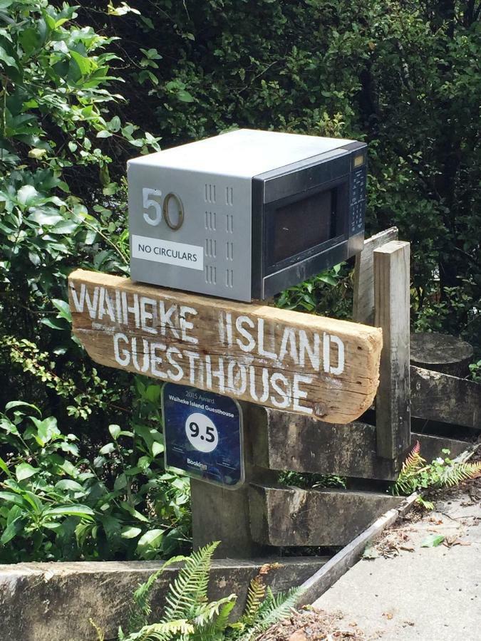 Waiheke Island * Ostend